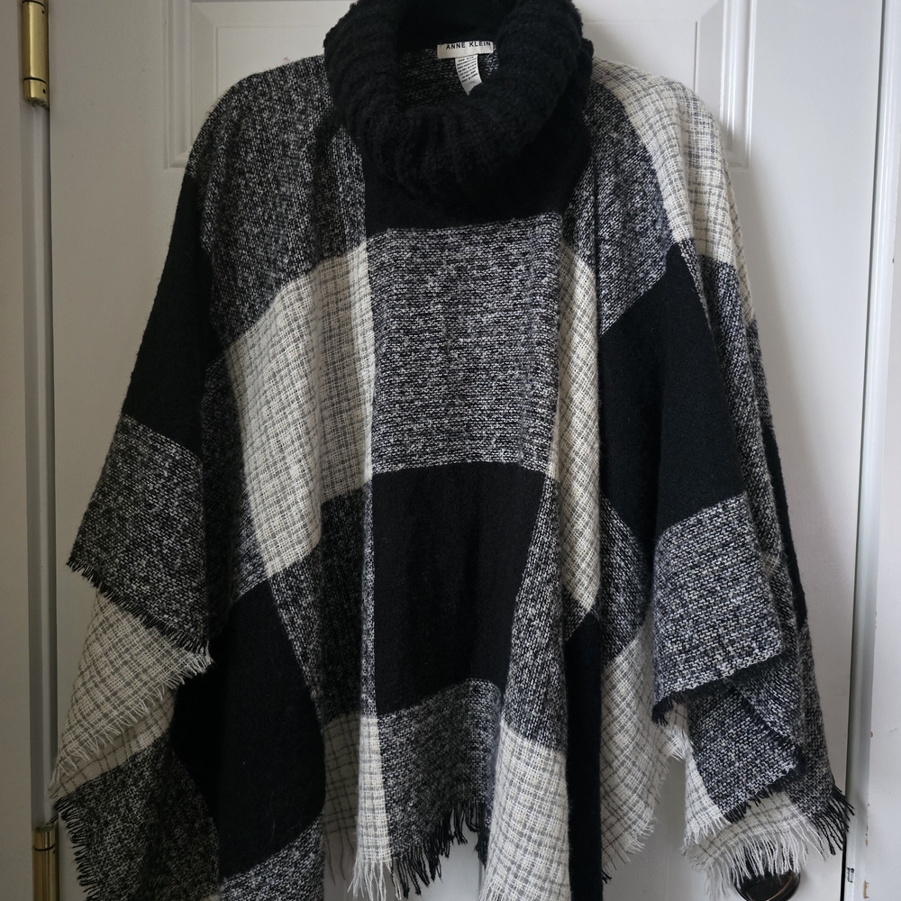Anne Klein Black and White Turtleneck Poncho
